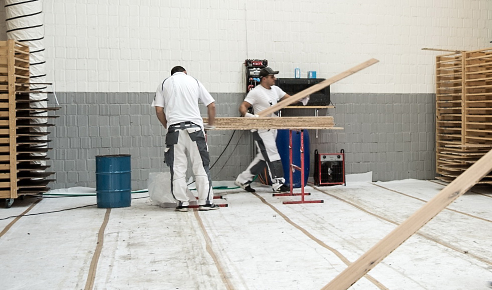 Parquet in the drying-trolly